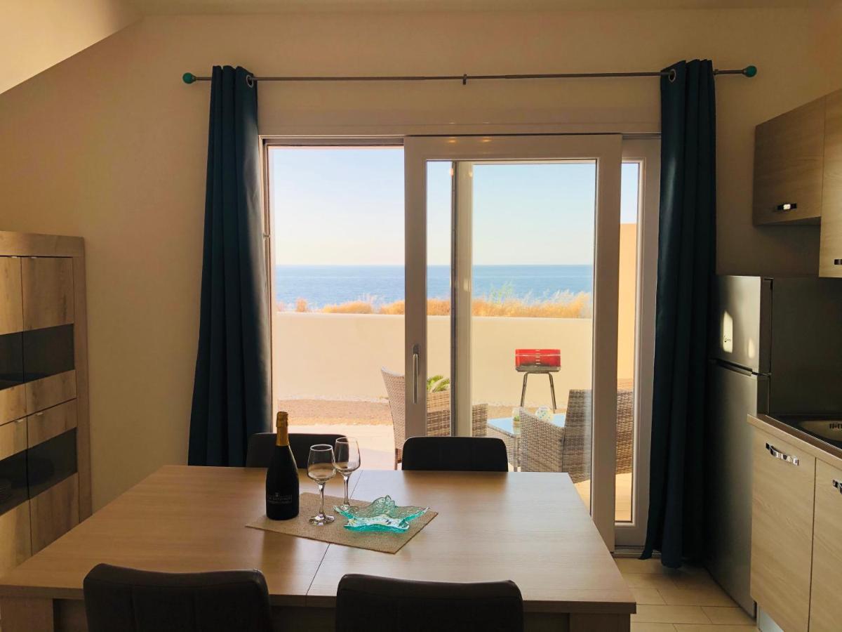 Apartment Tramonto Sea-Front Valledoria Kültér fotó