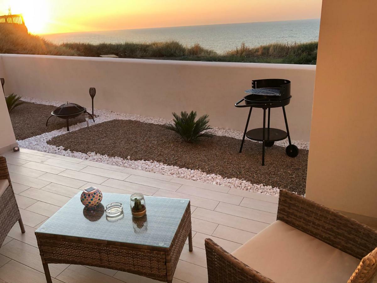 Apartment Tramonto Sea-Front Valledoria Kültér fotó